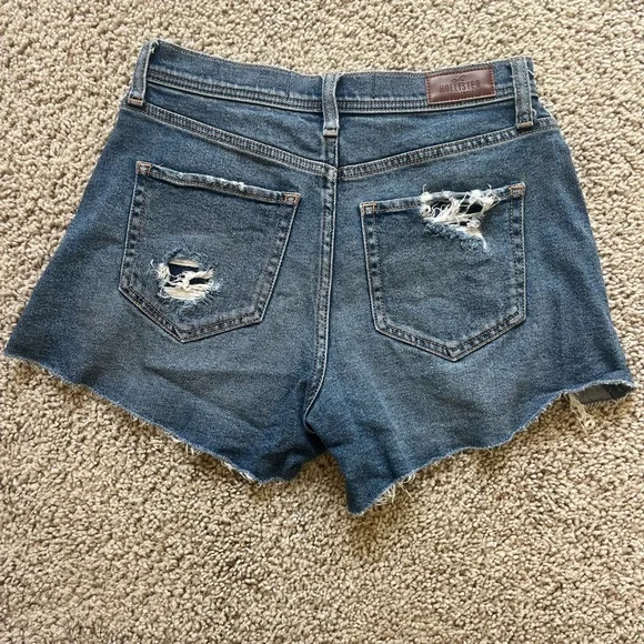 Hollister Vintage High Rise Denim Shorts - Picture 2 of 3